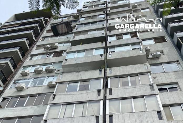 Departamento Tres Dormitorios - Piso Exclusivo